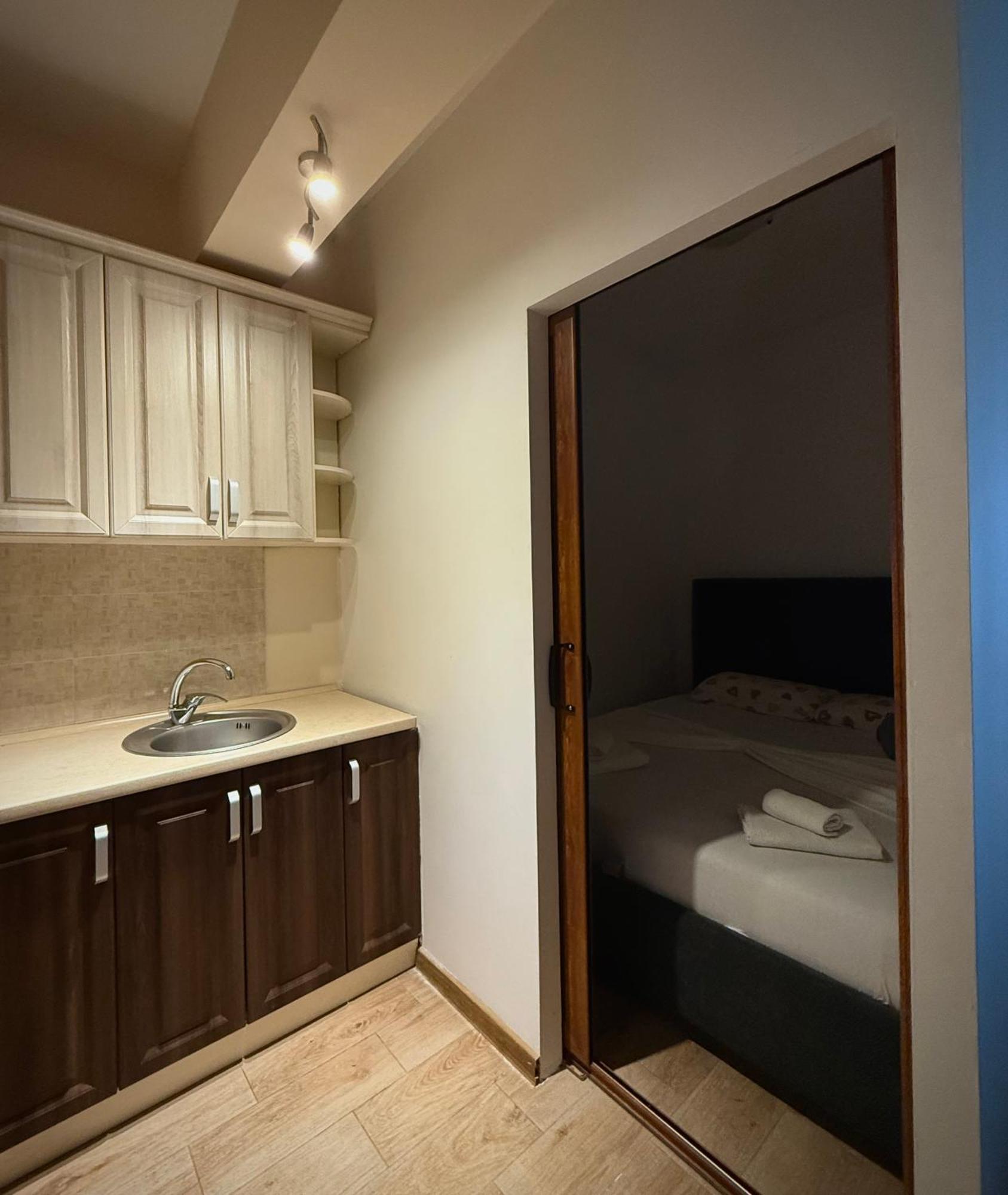 Wind Rose Apartment